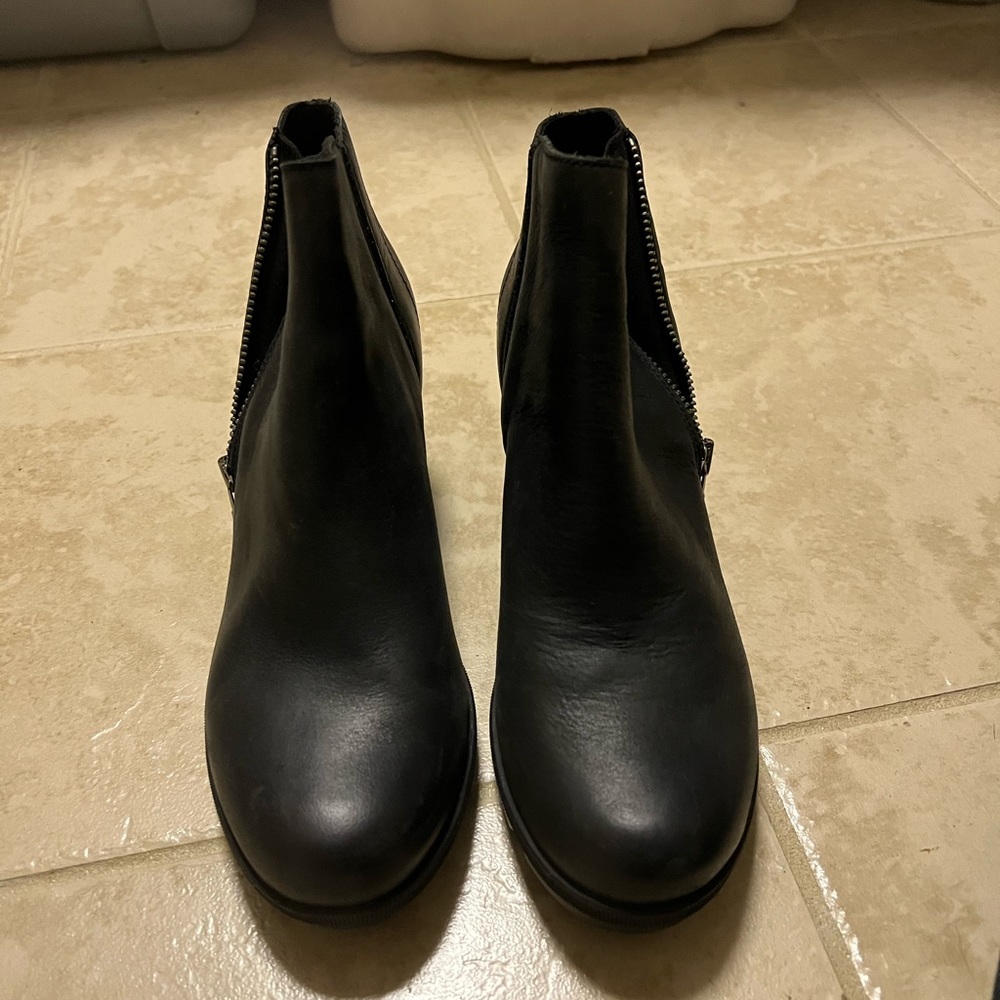 Sorel black booties